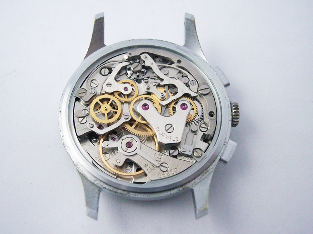 Poljot 'Strela' Chronograph (Poljot Cal. 3017) - The